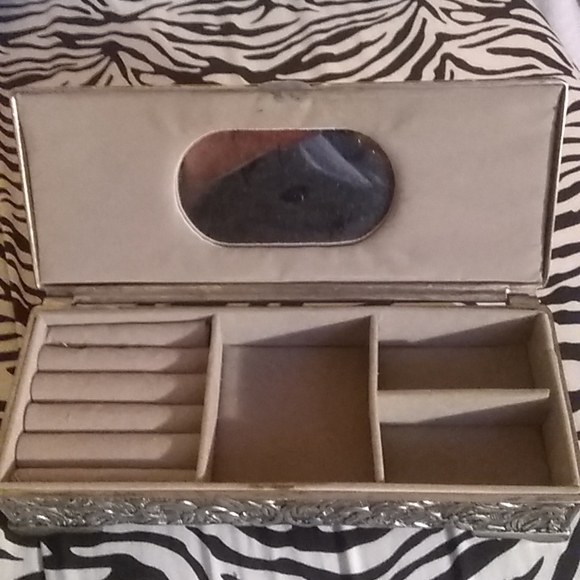 Vintage Godingero Jewelry box - Picture 2 of 3